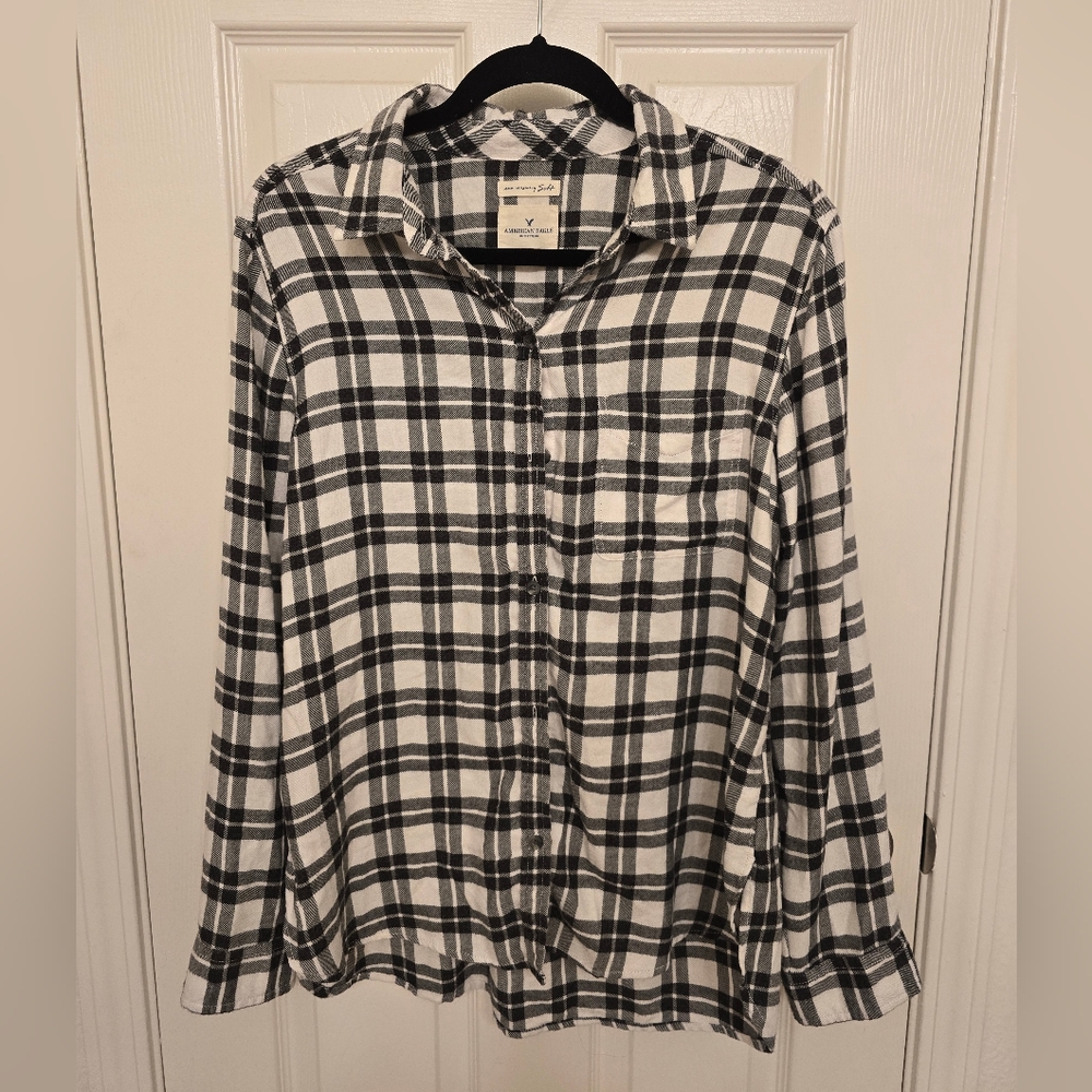 American Eagle Outfitters Black and White Checkered Shirt Size L Boyfriend Fit